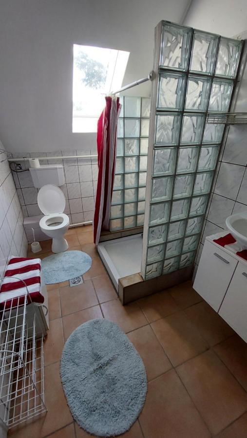 Malom Tavi Vendeghaz Tapolca Hotell Exteriör bild